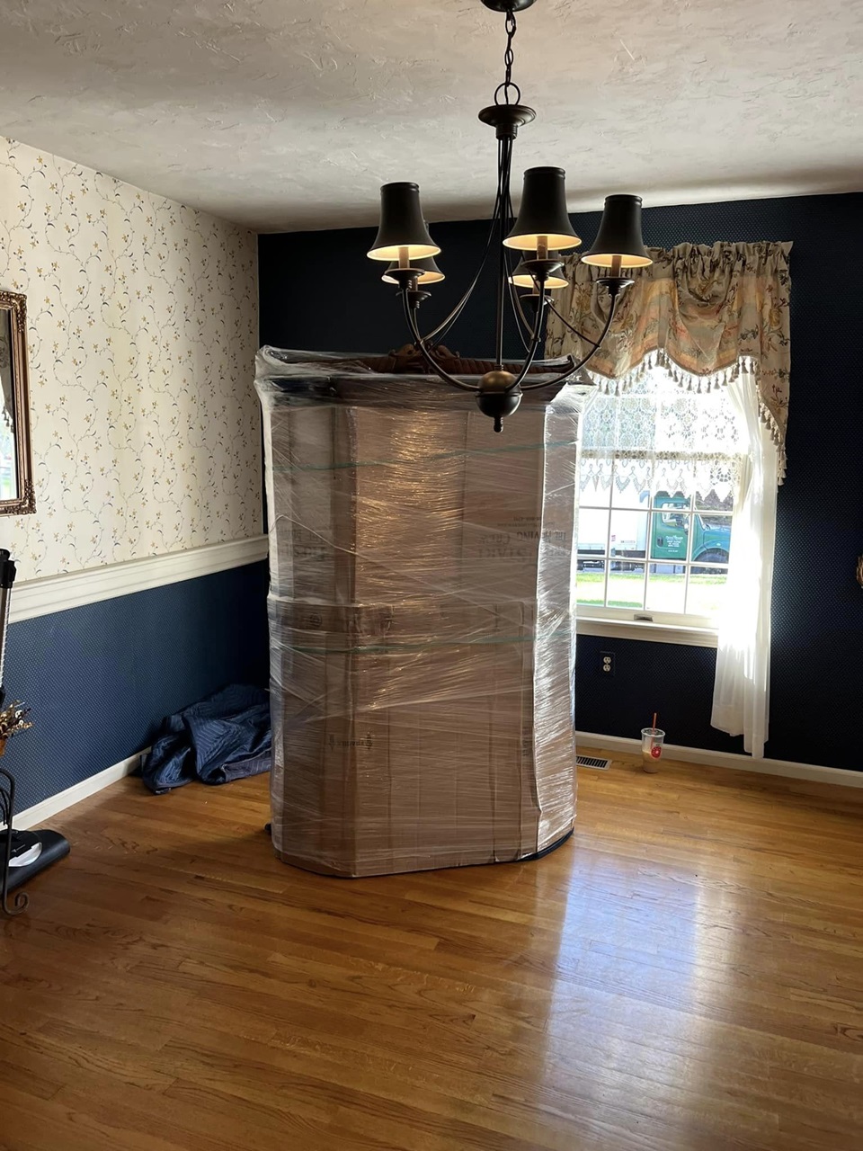 Lunenburg MA Furniture Delivery Company Services Lunenburg MA Furniture Delivery Company Services